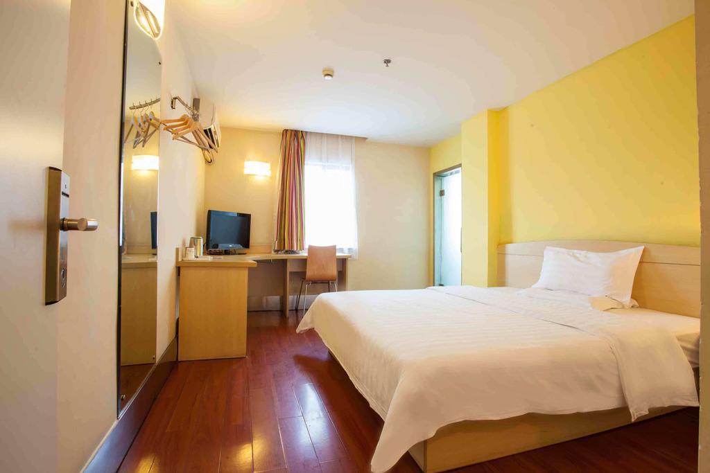 7Days Inn Chongqing Shapingba Pedestrian Street Bagian luar foto