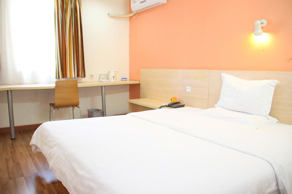 7Days Inn Chongqing Shapingba Pedestrian Street Bagian luar foto