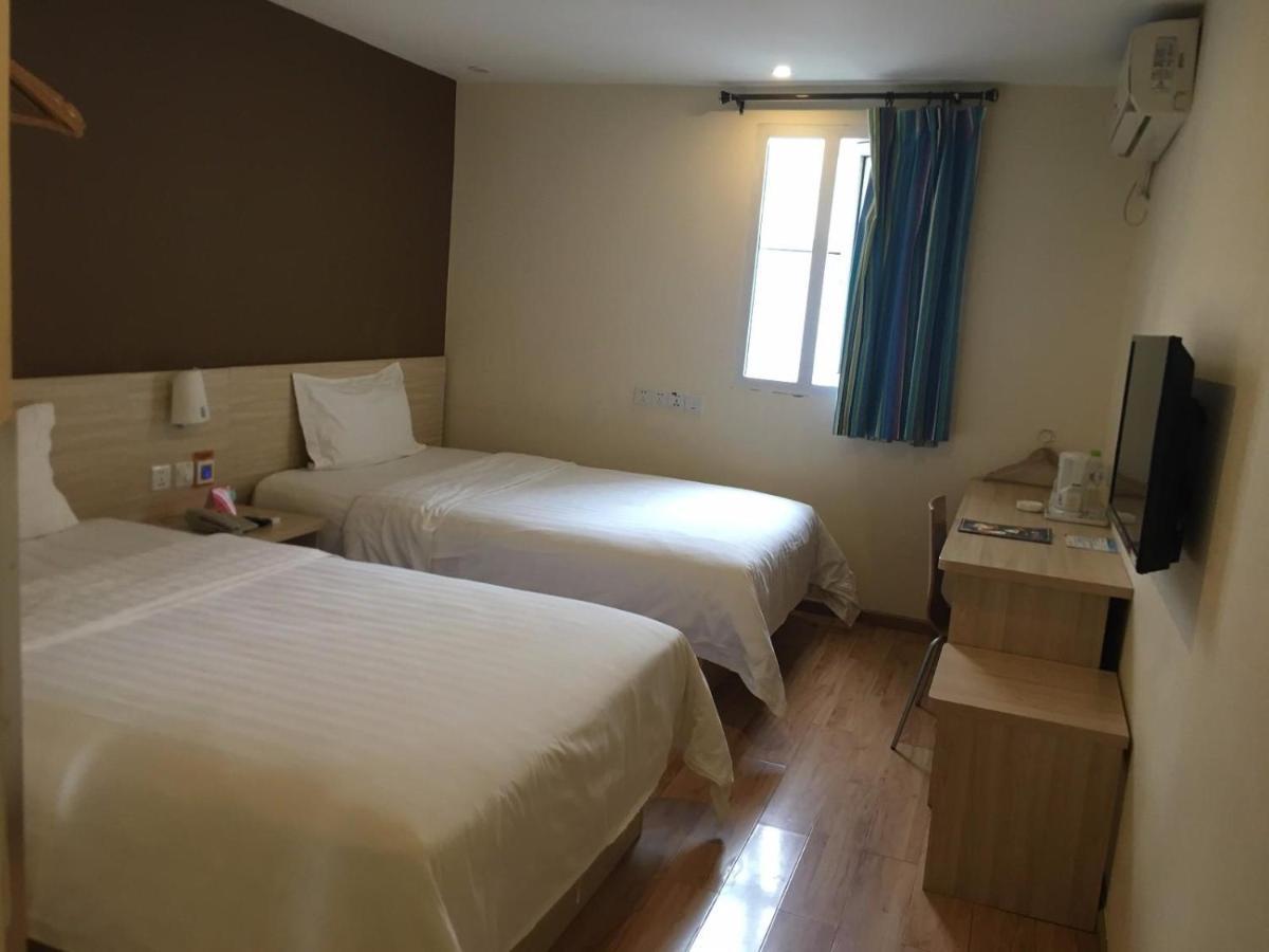 7Days Inn Chongqing Shapingba Pedestrian Street Bagian luar foto